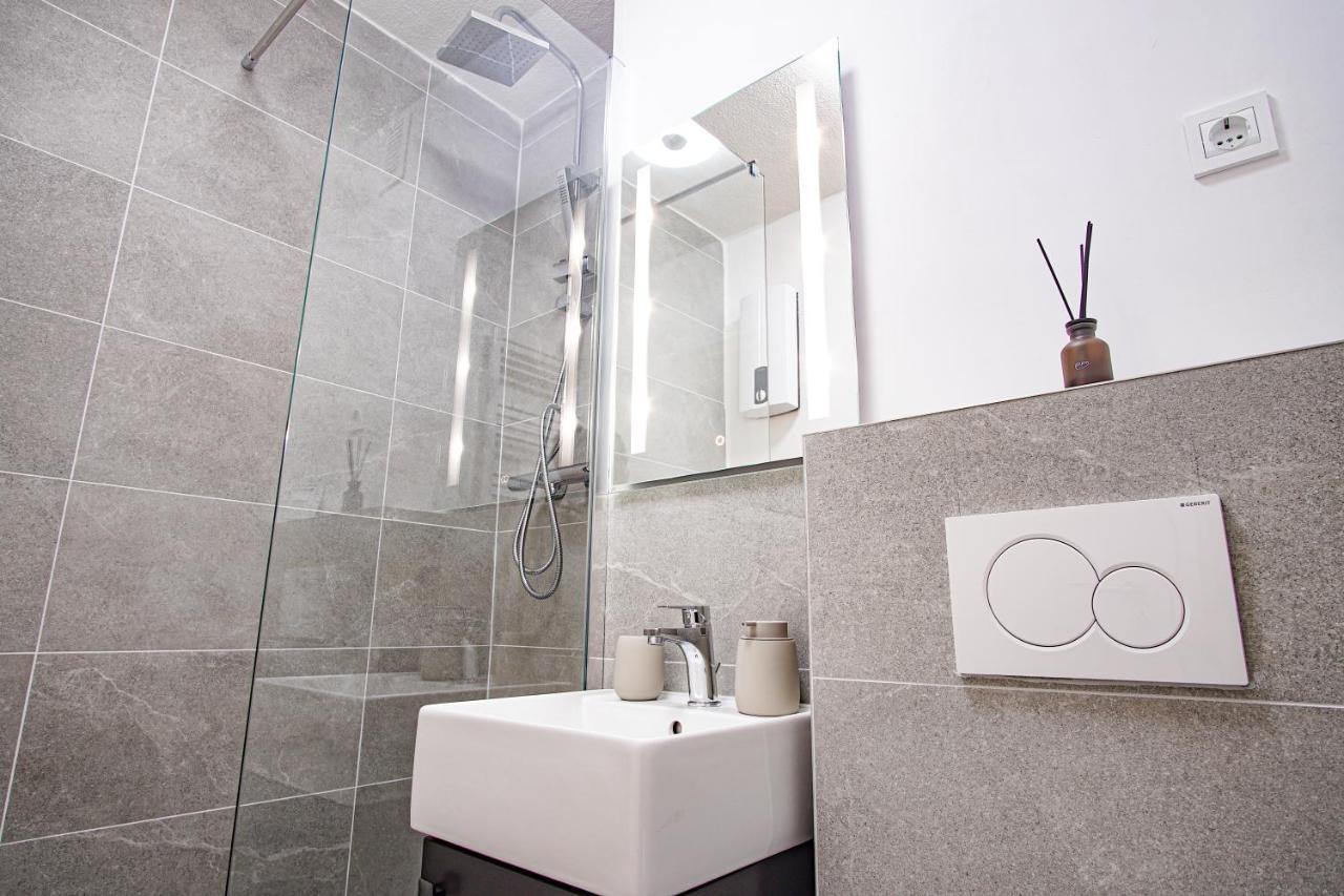 Homefy Feel-Good Apartment - Own Parking, Balcony And Garden Essen Zewnętrze zdjęcie